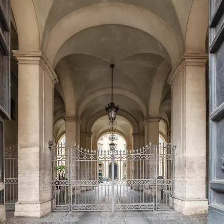 Palazzo Altieri Penthouse Apartamento *
